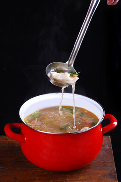 酸湯現(xiàn)包蛐蛐
