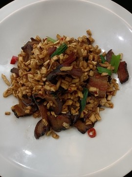 臘肉炒蘿卜干