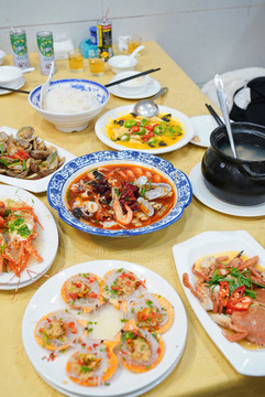 家常菜閩南菜全家福中國(guó)菜
