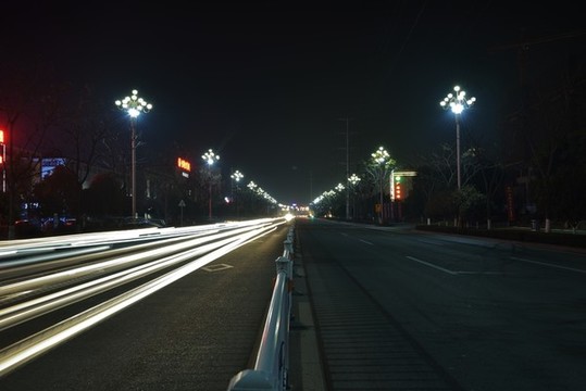 公路夜景