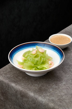 蝦仁拌青筍
