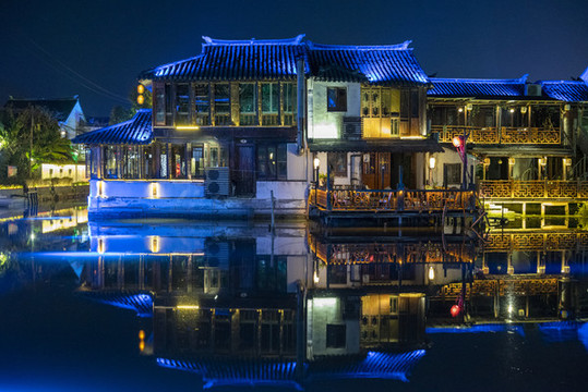 江南古鎮(zhèn)建筑夜景