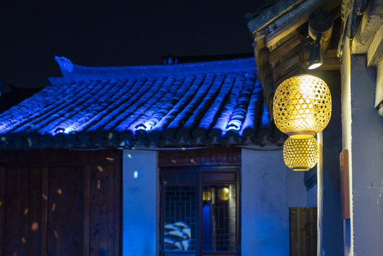江南古鎮(zhèn)建筑夜景