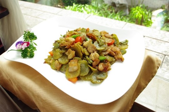 萵筍炒肉