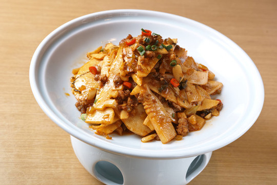 炒冬筍酸菜炒冬筍