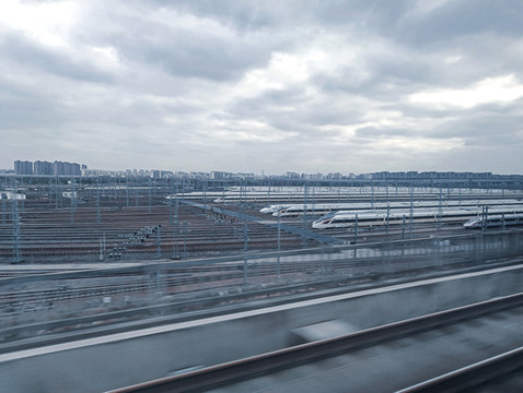 待發(fā)高鐵旅行