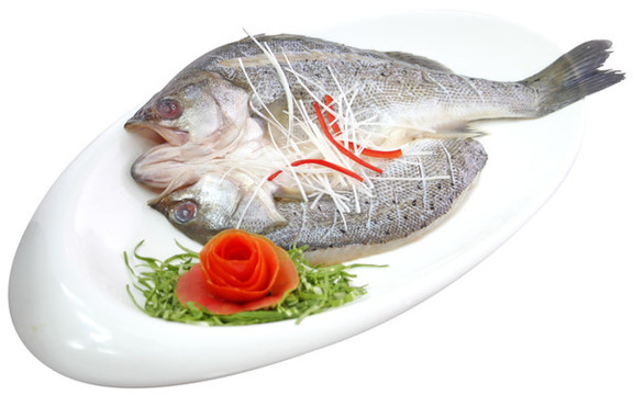 清蒸海鱸魚