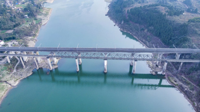 渠江鐵路大橋
