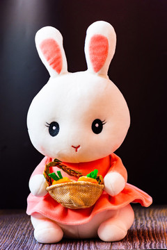 小白兔布偶