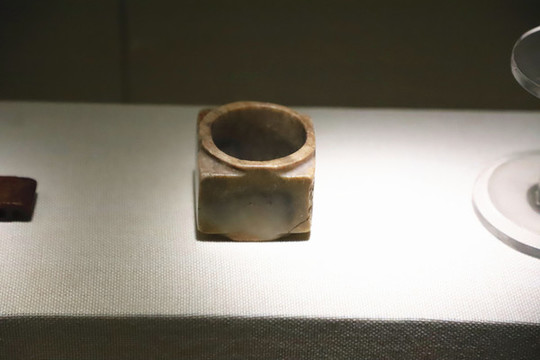 玉琮