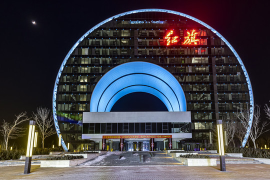 長春汽車冰雪嘉年華夜晚場景