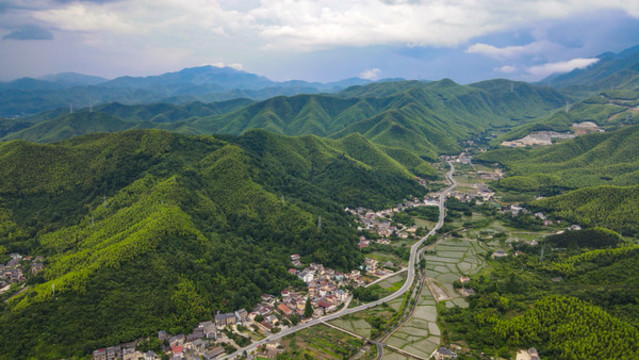 安吉天荒坪銀坑大山美景