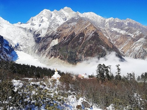 雪山
