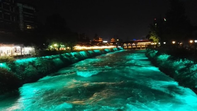 都江堰夜景