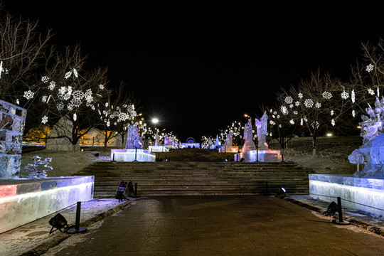 長(zhǎng)春世界雕塑公園冰雪樂園夜景