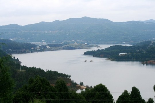 山區(qū)水庫