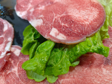 蘸醬烤肉片