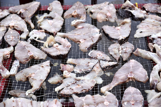 制作咸魚
