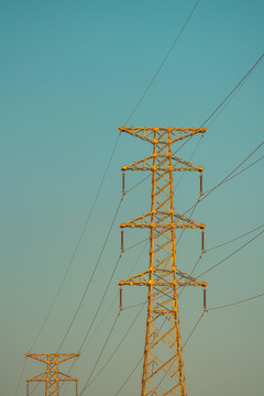 電線鐵塔