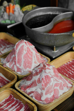 和牛壽喜鍋火鍋日本料理美食