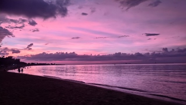 紫色夕陽(yáng)