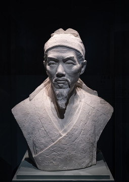 杜甫塑像