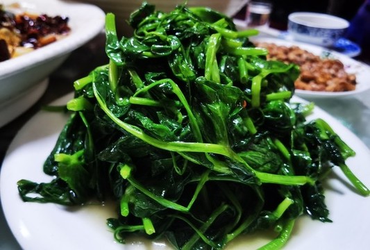 素炒豌豆尖