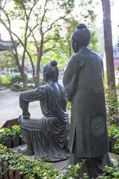 岳母刺字雕塑