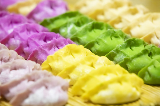 彩色水餃