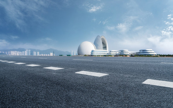 高速公路和城市風(fēng)光