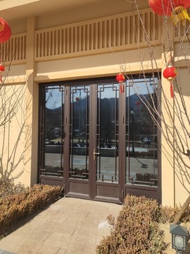 玻璃門(mén)