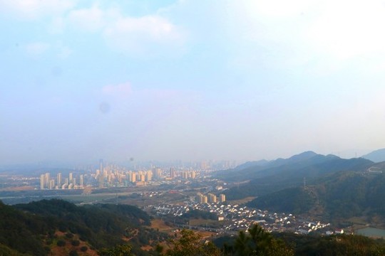 山與城市