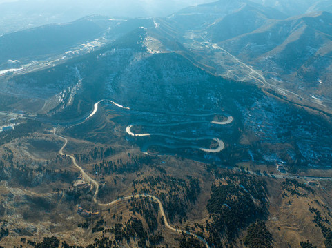 魯中川藏線青州牛角嶺盤山公路