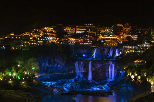 古鎮(zhèn)夜景