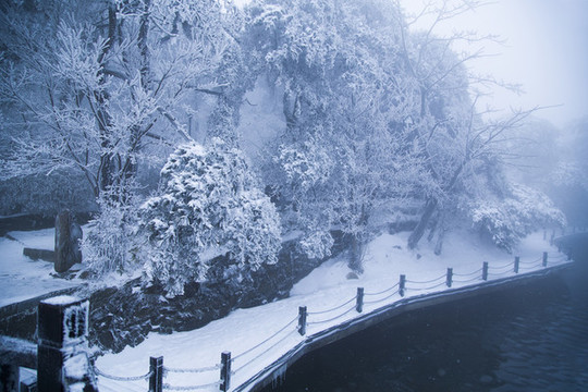 廬山雪景
