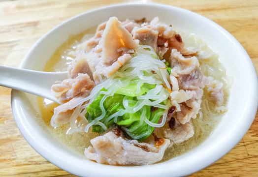 瘦肉湯米粉