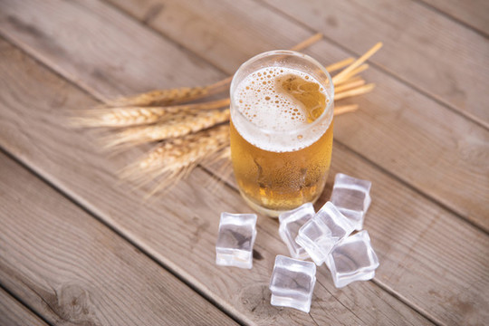 降溫冰霜飲品啤酒