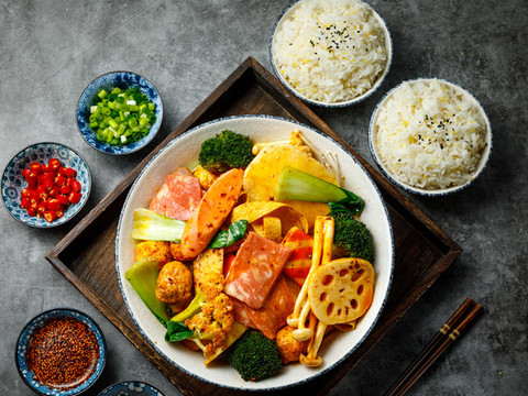 冒菜麻辣燙