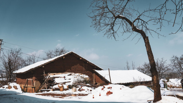 鄉(xiāng)村雪景