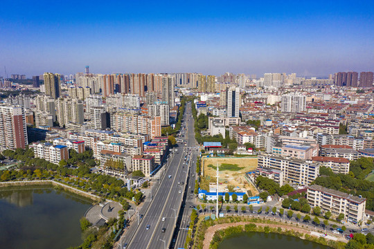 航拍湖南岳陽市城市景觀