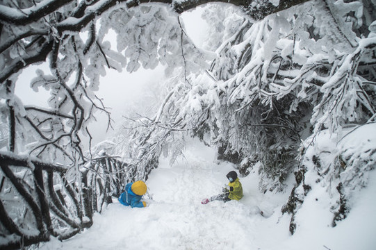張家界天門山雪景