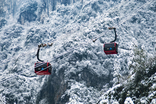 冰雪天張家界天門山索道