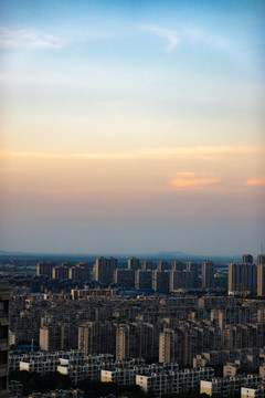 城市建筑黃昏
