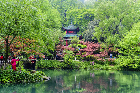 中國湖南長(zhǎng)沙岳麓山愛晚亭