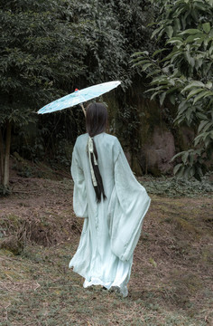 麗人行