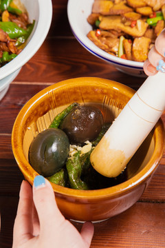 青椒皮蛋