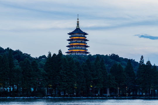 杭州長橋公園暮色