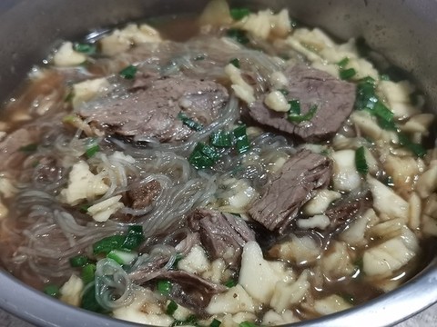 牛羊肉泡饃
