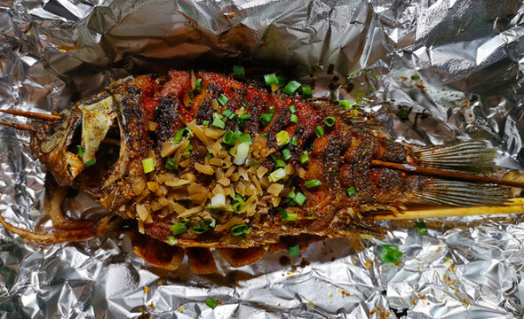 烤魚(yú)