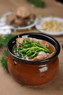 西洋菜筒骨湯